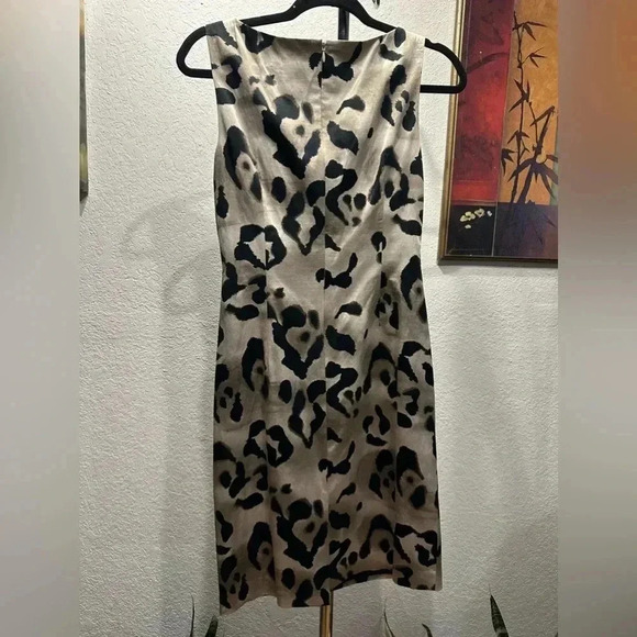 Ann Taylor beige animal print dress size 0 - Picture 3 of 9